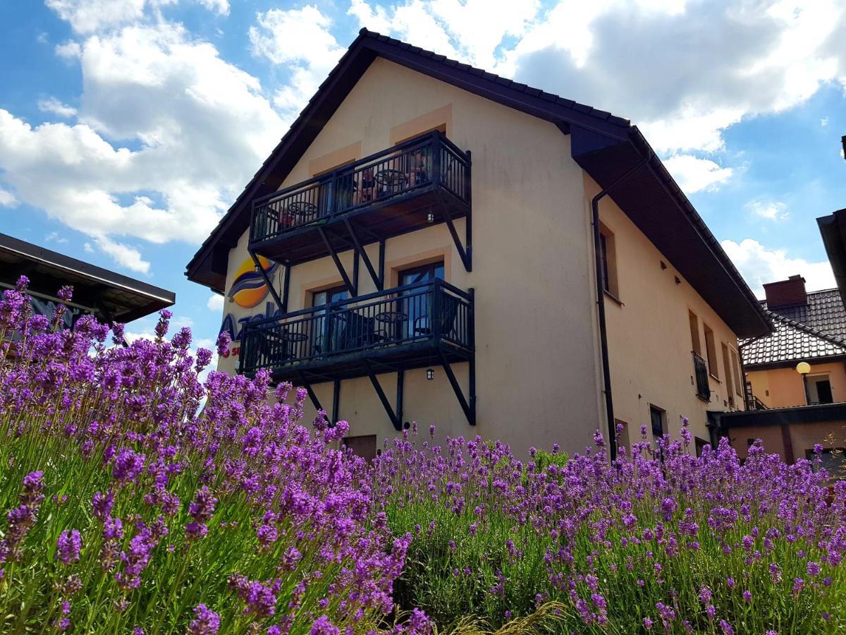 Hotel Azak Sarbinowo Zewnętrze zdjęcie
