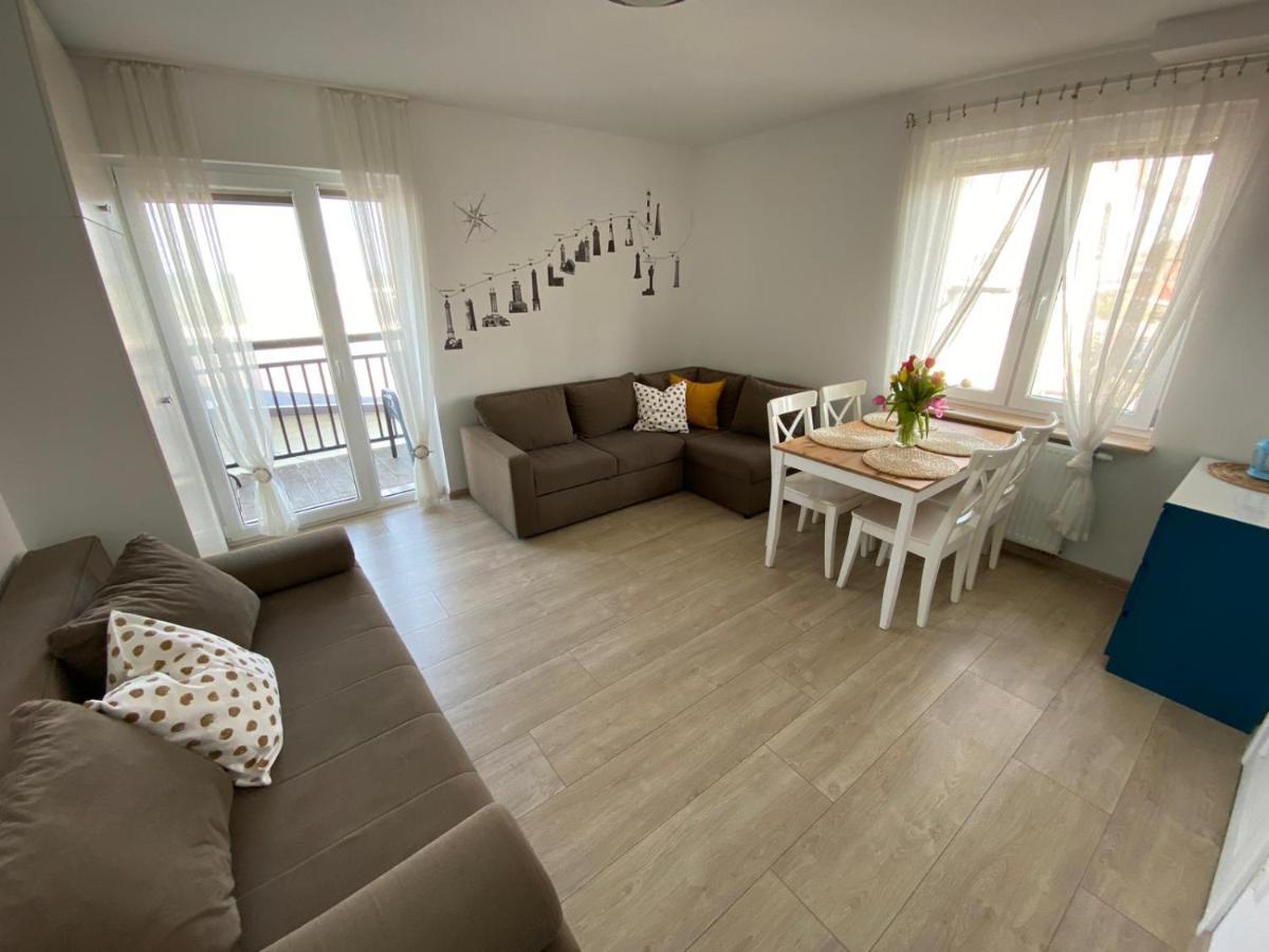 Hotel Azak Sarbinowo Zewnętrze zdjęcie