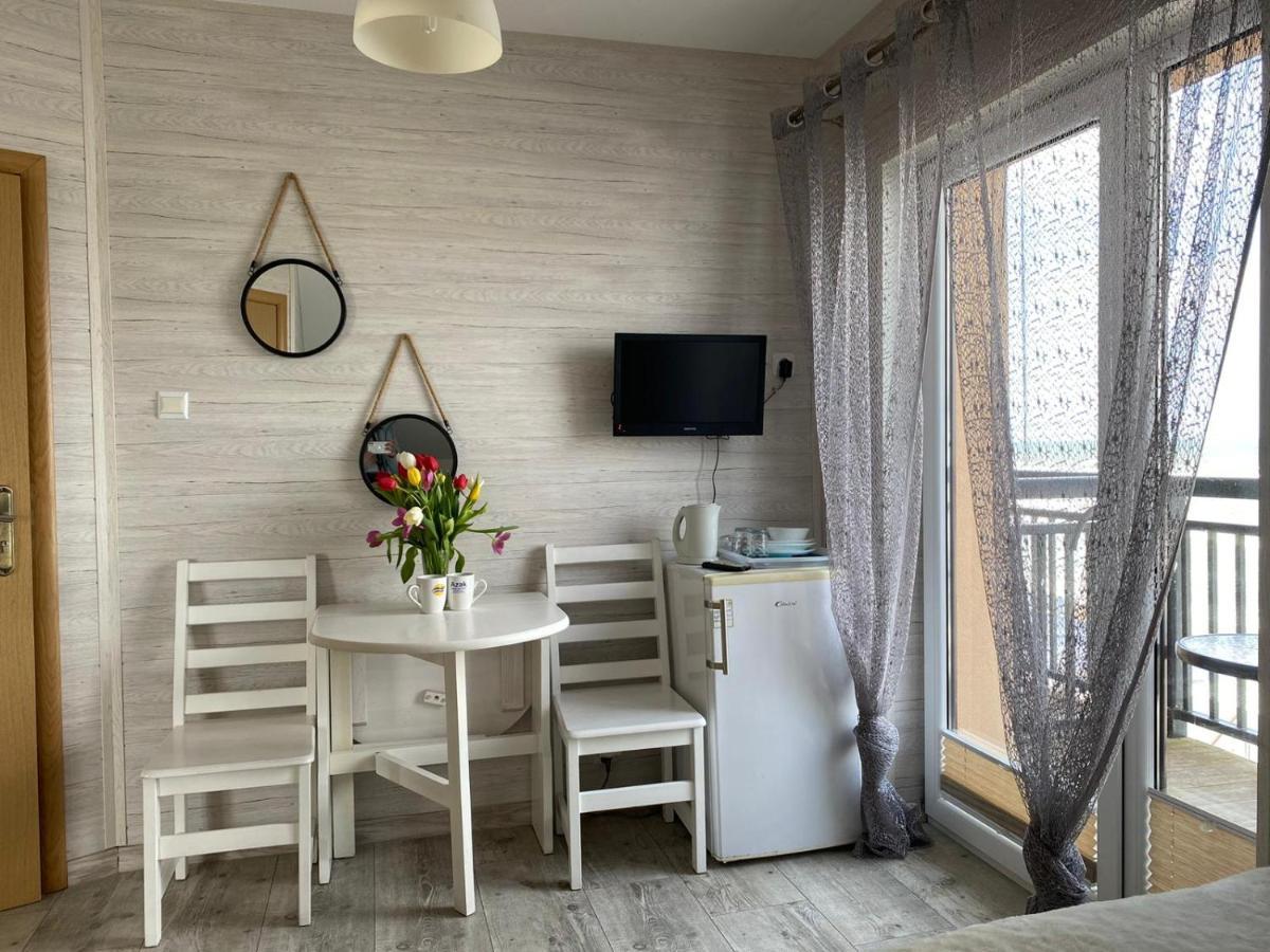 Hotel Azak Sarbinowo Zewnętrze zdjęcie